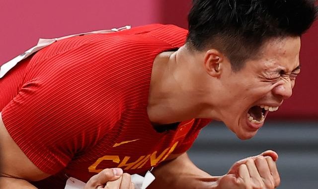 世界杯官方平台-9秒83！ 苏炳添在男子百米历史排位从261直升第69