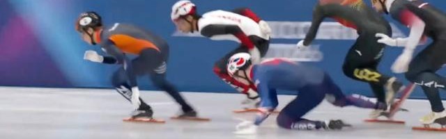 世界杯高清直播-被英国人犯规撞倒，孙龙刘少昂无缘短道1500米奖牌