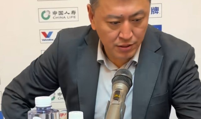 胜深圳采访！王世龙直指新外援补劣势，汉兹亲承未完全融入仍暴走