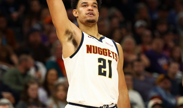 世界杯高清直播-Scotto：交易泰森后掘金空出一个名额 他们计划转正斯潘塞·琼斯