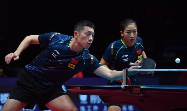 世界杯官方平台-刘诗雯负朱雨玲止步女单八强 “昕雯”组合双线告负